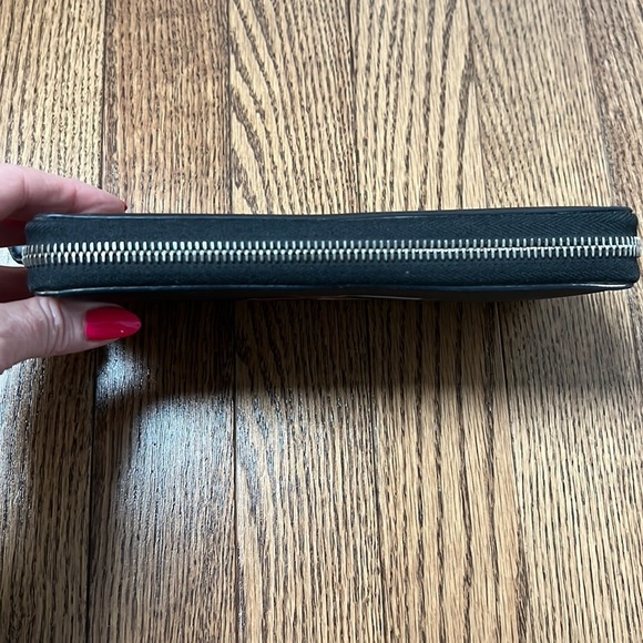Givenchy wallet - Picture 4 of 11